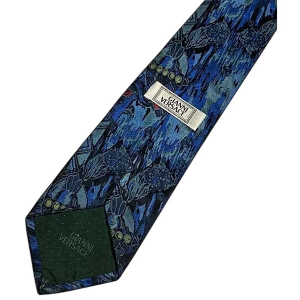 Gianni Versace Men's Vintage Italian Silk Tie Blue and Multi Color Design